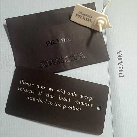 Authentic Prada Edition 2005 Re-Nylon Shoulder Bag - Cameo Beige+FREE blind box - Picture 5 of 6